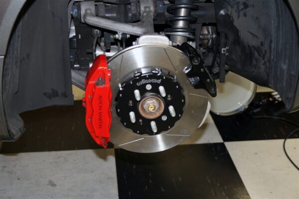 Aston Martin Lightweight 2-Piece Brake Rotors Willwood/VelocityAP