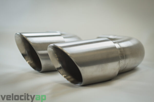 Sport Exhaust Tips/Tail Trim Set for 2018-on Aston Martin V8 Vantage - Image 3