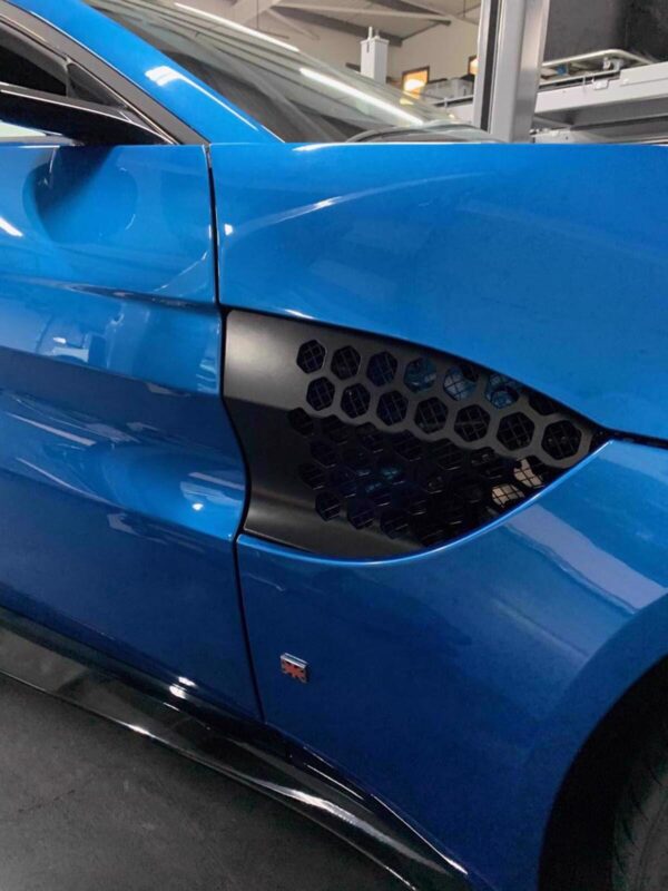 Aston Martin Vantage AMV8 2018+ GT4 Style Satin Black Side Grill Kit
