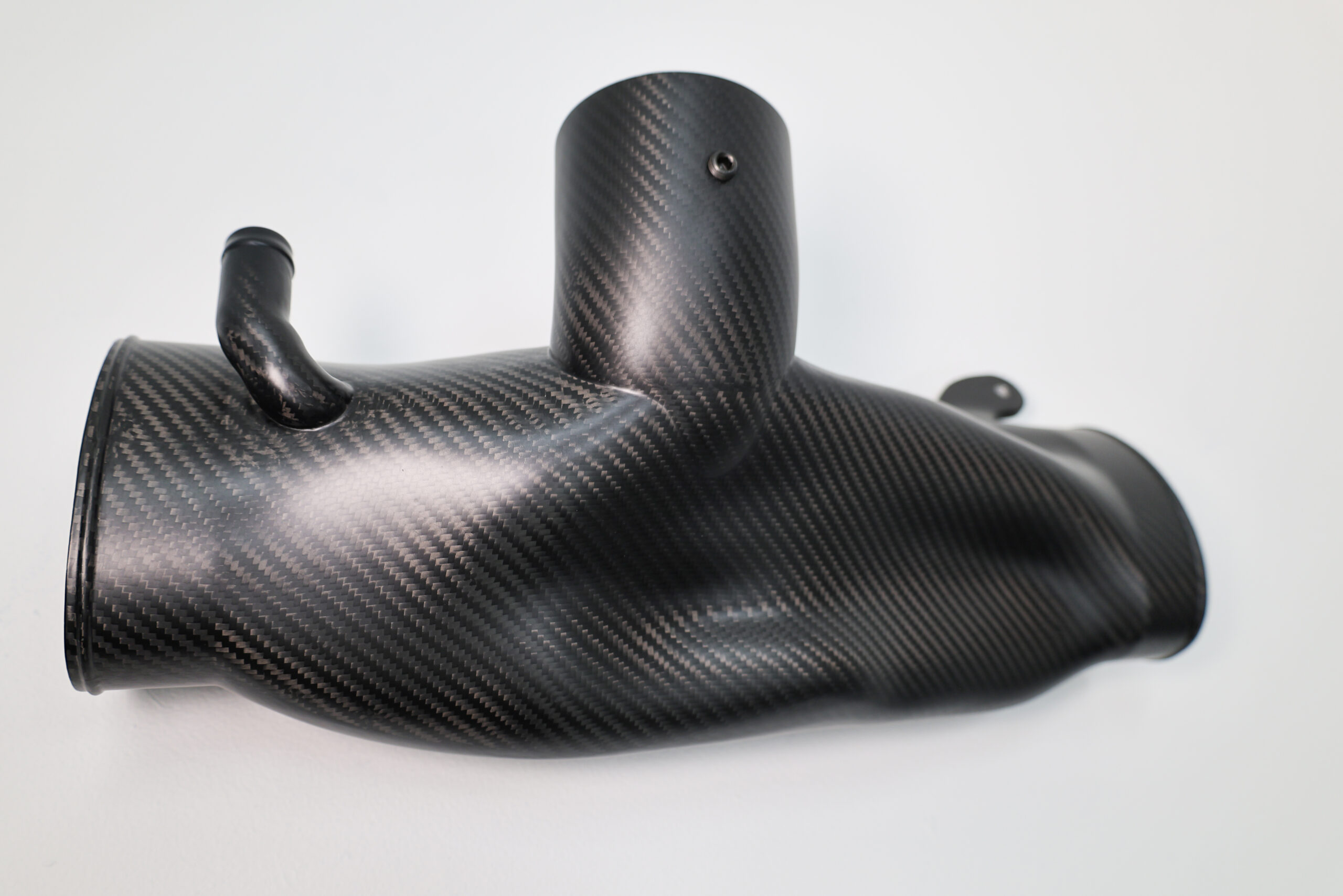 Land Rover Carbon Fiber Intake Center Section - Image 4